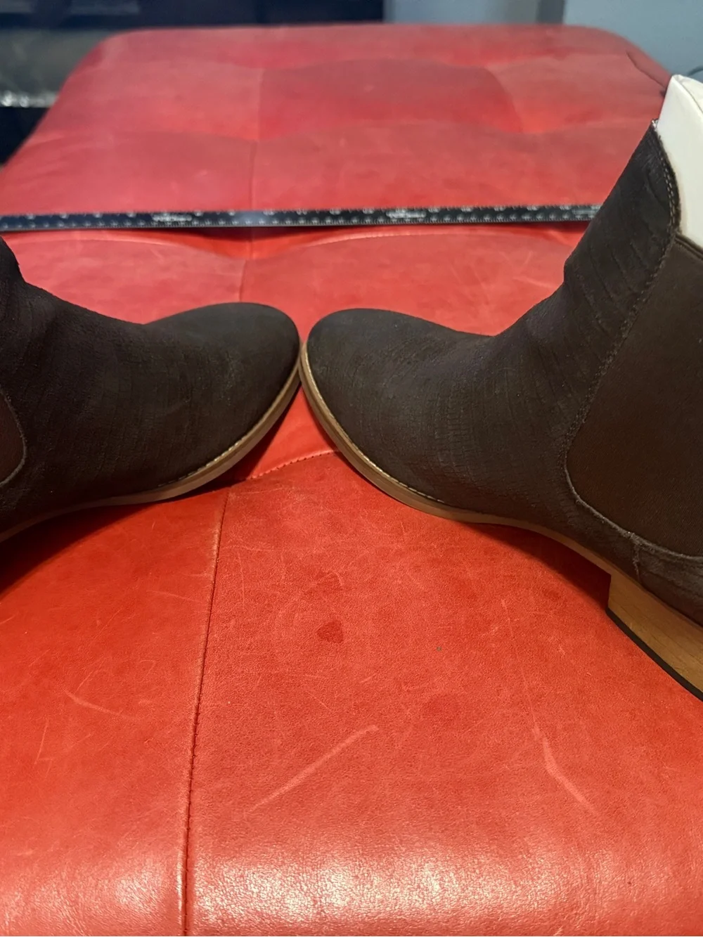 Steve Madden Chelsea boots - suede size 10.5